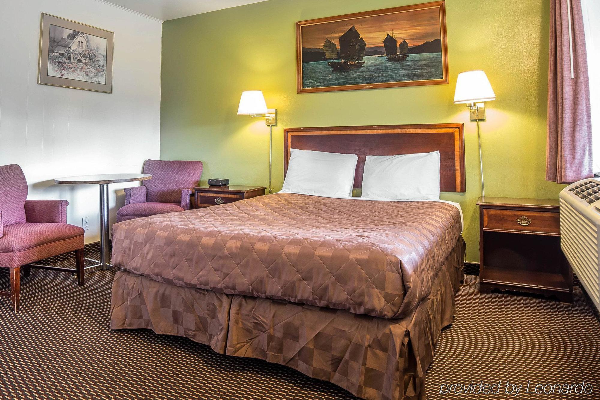 Oyo Hotel Pendleton Or Downtown エクステリア 写真