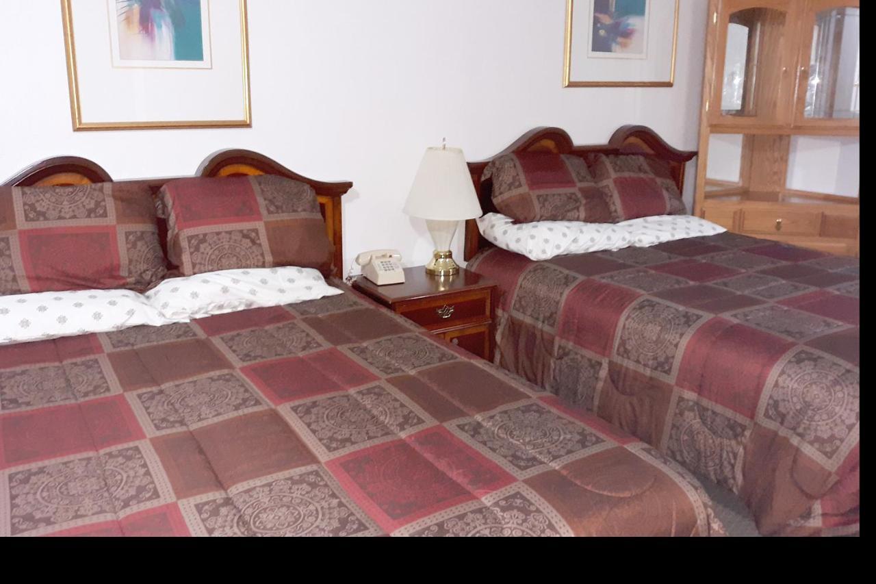 Oyo Hotel Pendleton Or Downtown エクステリア 写真