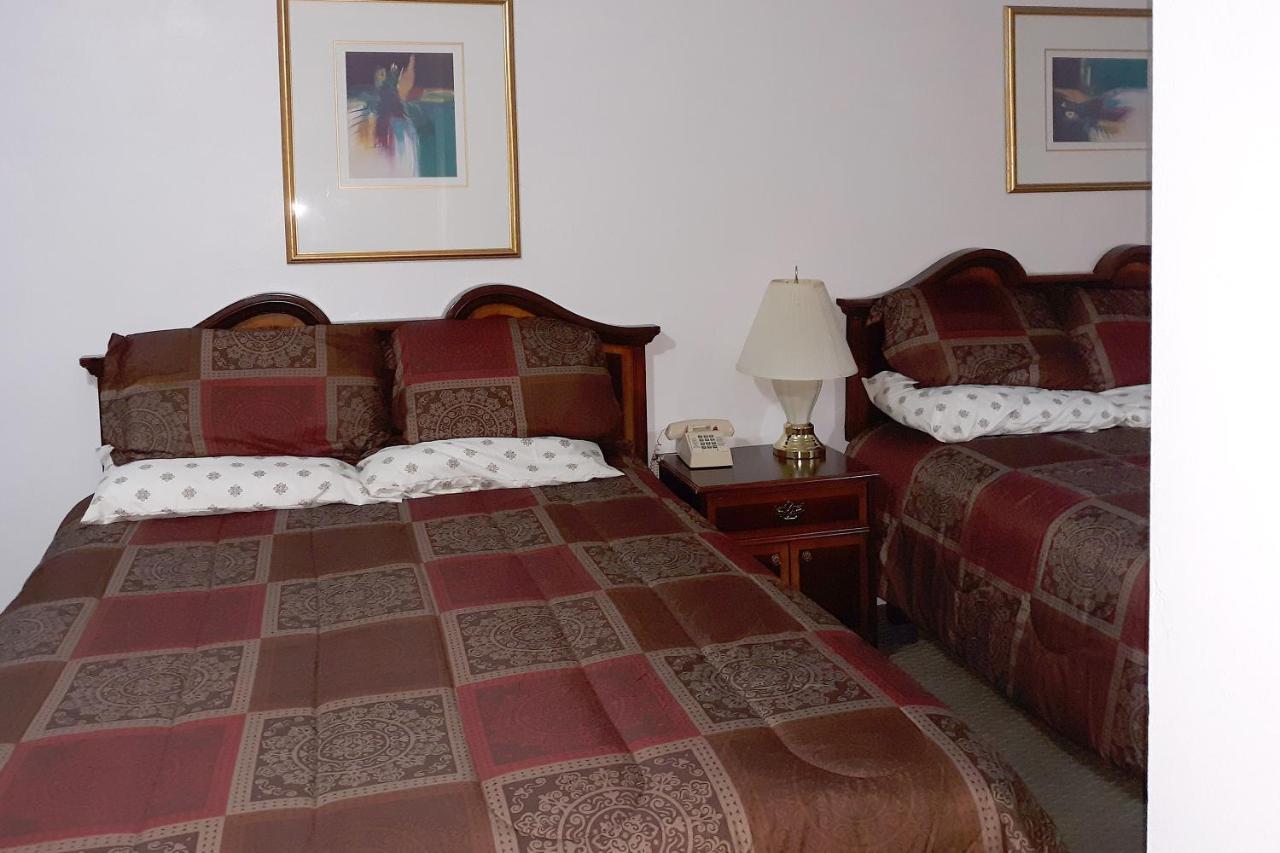 Oyo Hotel Pendleton Or Downtown エクステリア 写真
